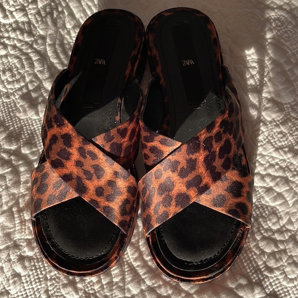 Zara Satin Slides Size 40 - Picture 3 of 11